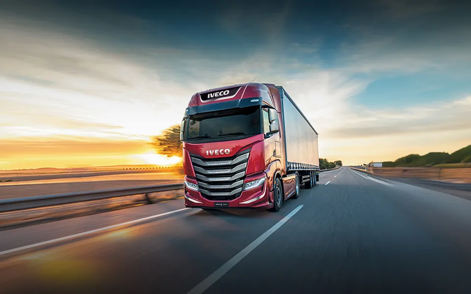 משאית IVECO S-Way